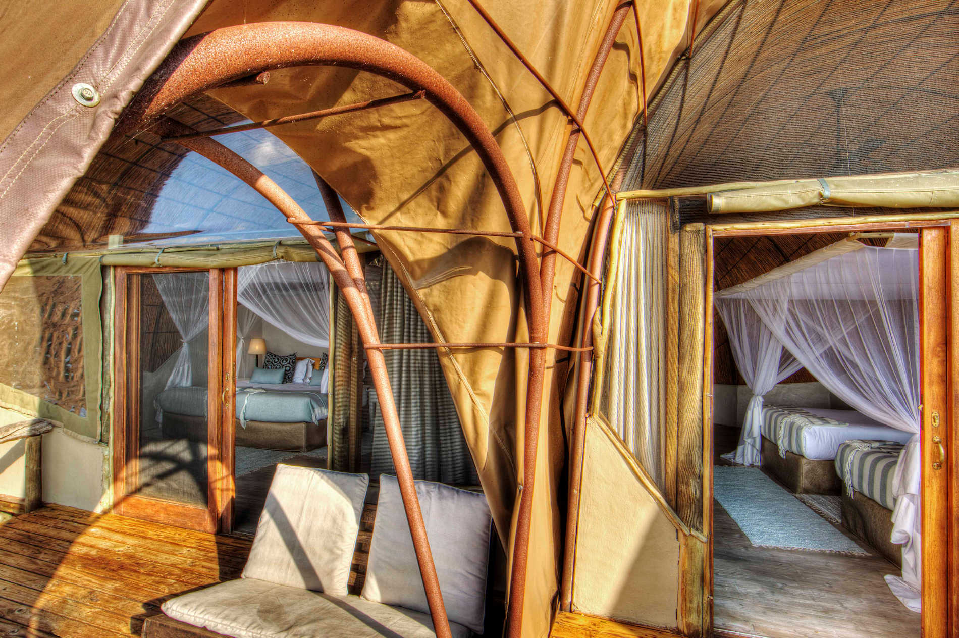 Botswana Safaris, Afrikareisen, Camp Okuti, Cobra Verde Luxus-Safaris